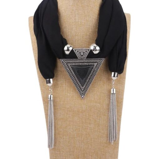 Collier foulard bijou triangle noir pas cher OkO-OkO