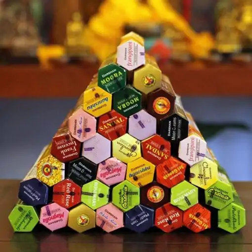 <br/> -Räucherstäbchen aus Indien. | OkO-OKO™ Natürlicher Räucherwerk aus Indien mit handgefertigtem Räucherstäbchenhalter 2 | oko oko