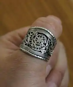 Anillo de plata en el pulgar | OkO-OkO