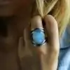 Lithotherapie Schmuck Mondstein Ring. | OkO-OKO™ Mondsteinring am Finger getragen | oko oko