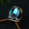 Lithotherapie Schmuck Mondstein Ring. | OkO-OKO™ Mondsteinring von der Seite gesehen | oko oko