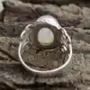 Anillo de piedra lunar Vista transparente de la piedra | OkO-OkO