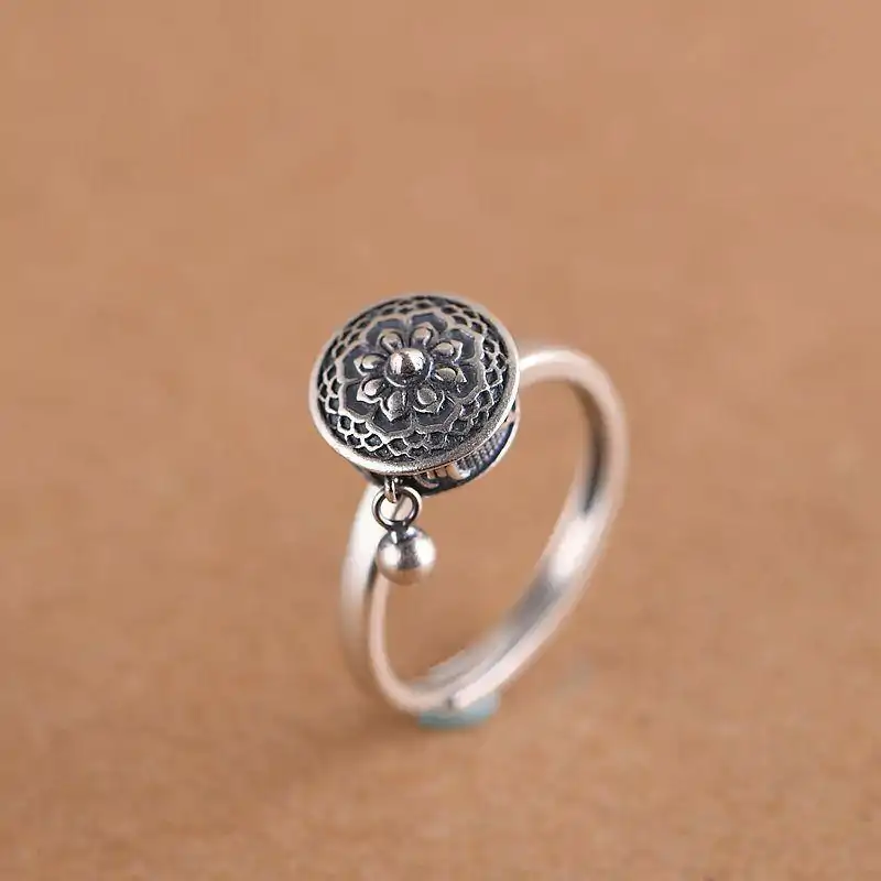 Bijou Spirituel <br> Bague Tibetaine. | OkO-OKO™ Bague Tibetaine moulin de prière lotus en argent | OkO-OkO