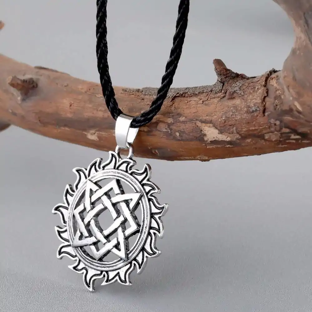 Bijou Homme <br> Collier Amulette Homme. | OkO-OKO™ Collier pour hommes soleil argenté | OkO OkO