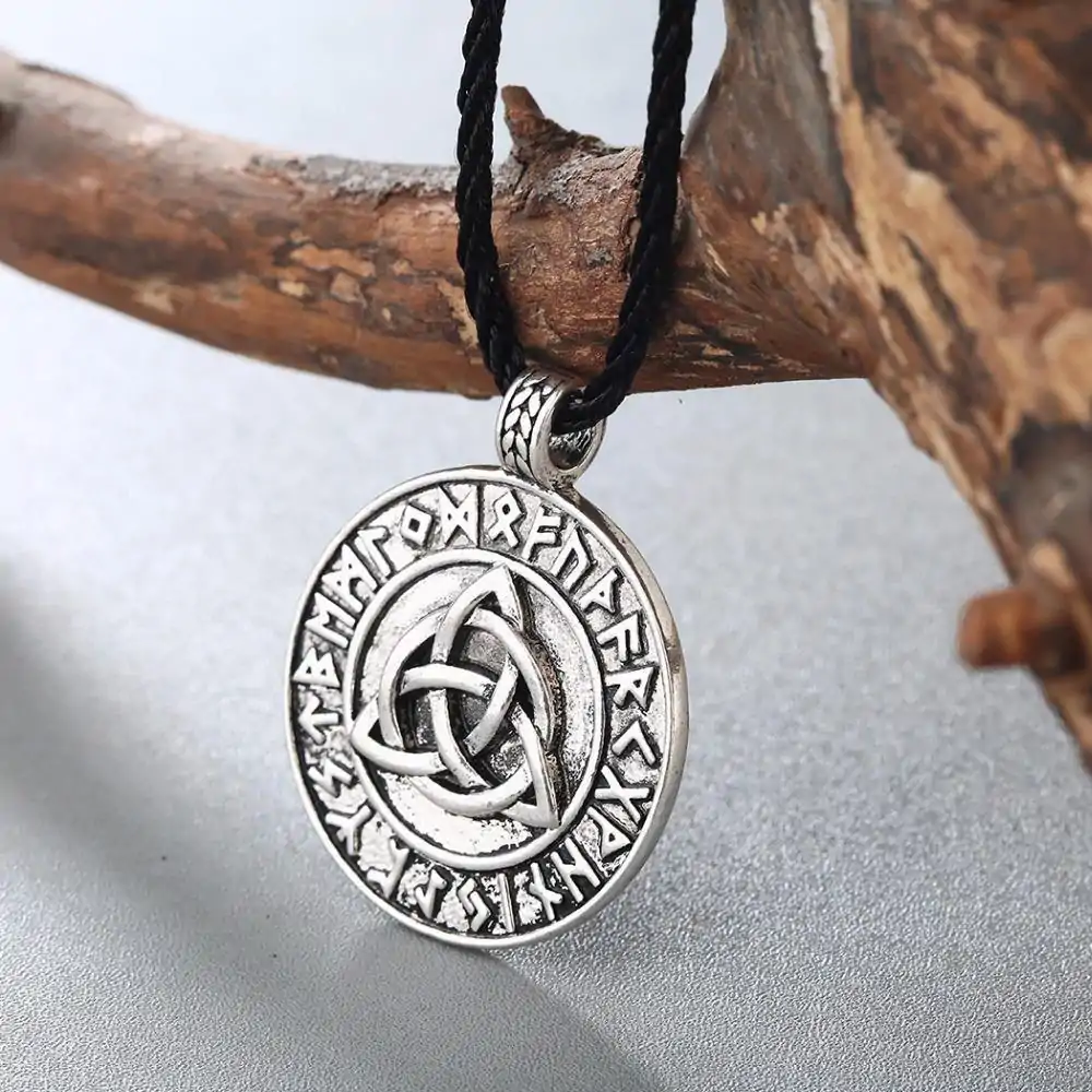 Bijou Homme <br> Collier Amulette Homme. | OkO-OKO™ Collier pour hommes mode argenté | OkO OkO