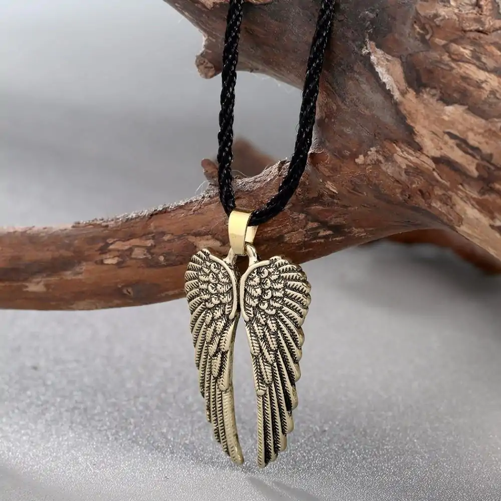 Bijou Homme <br> Collier Amulette Homme. | OkO-OKO™ Collier pour hommes ailles d'anges doré | OkO OkO