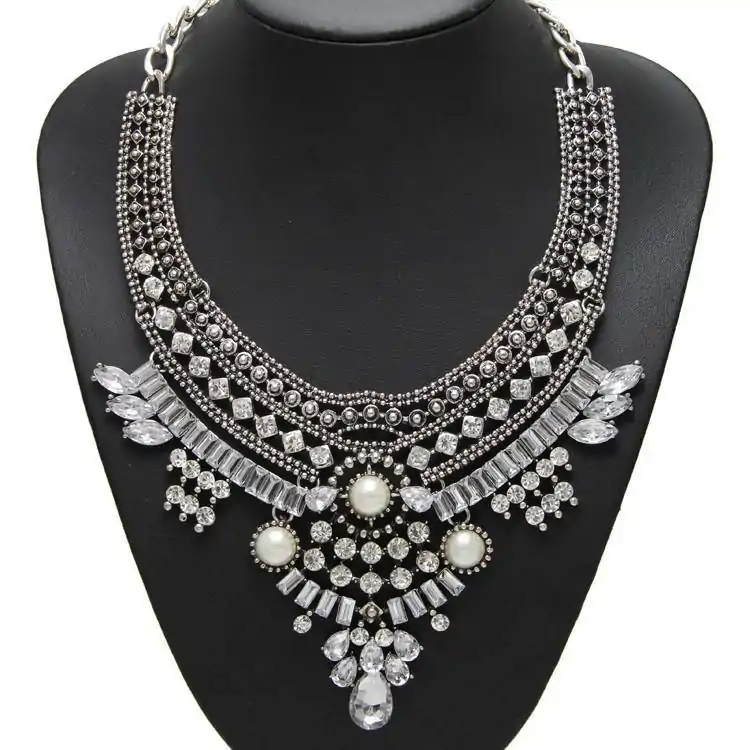 Bijou Etnique et Boho <br> Collier indien. | OkO-OKO™ Collier indien avec hornement et strass | oko oko