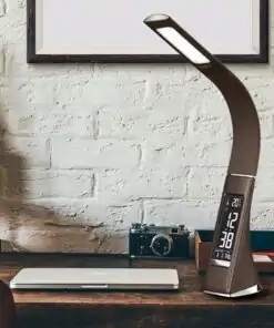 Lampe LED sur bureau en bois | OkO-OkO