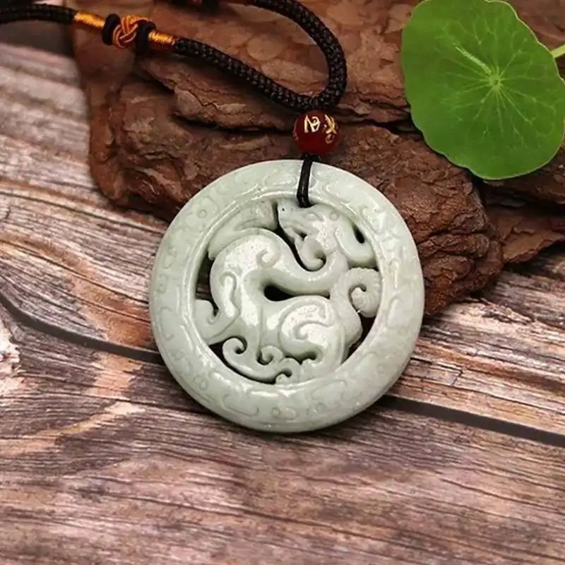Bijou Spirituel <br> Collier Dragon (Jade). | OkO-OKO™ Pendendif Dragon avec collier | OkO-OkO