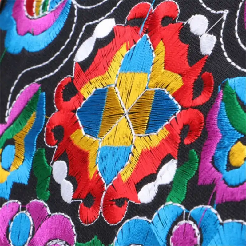 Sac à main <br>Brodé ethnique. | OkO-OKO™ Sac brodé ethnique avec croix de Vajra | oko oko