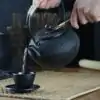 Théière en fonte brute <br> Japanese. | OkO-OKO™ Théière en Fonte Japanese exemple de service | oko-oko