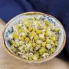 Thé et Infusion <br> Fleur de camomille séchée | OkO-OKO™ Fleur de Camomille Séchée dans un bol de pharmacie | OkO-OkO