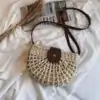 Sac à main <br>Raphia. | OkO-OKO™ Sac a main raphia demie-lune ecru | oko oko