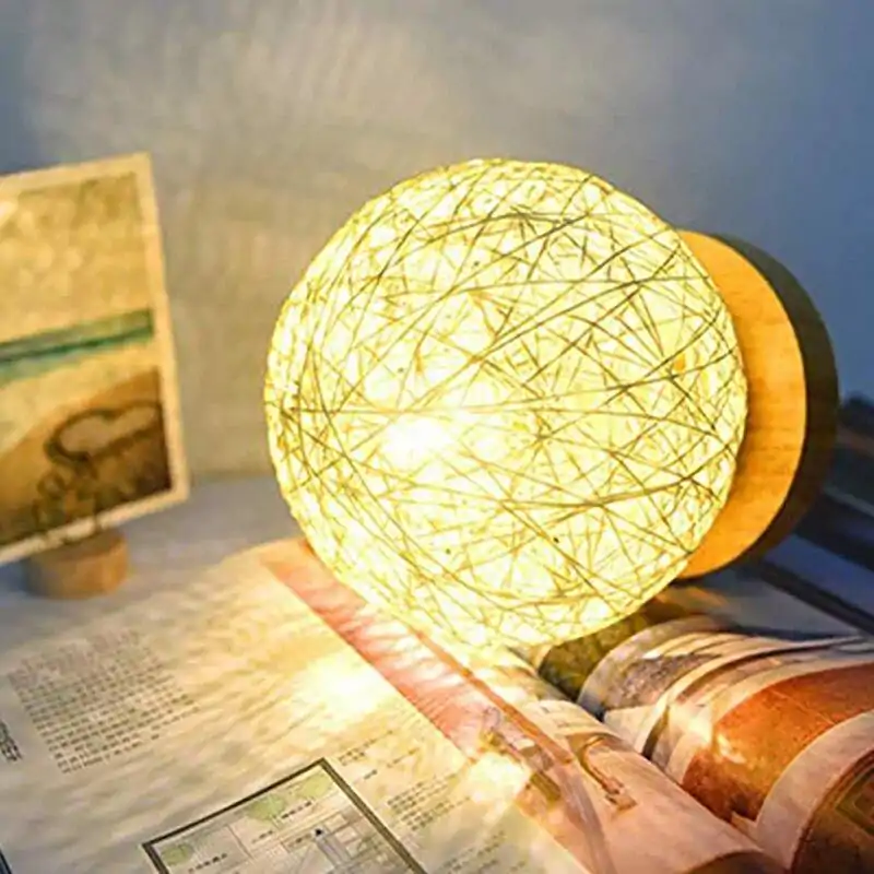 Décoration lumineuse <br>Lampe Déco Ronde en Rotin | OkO-OKO™ Lampe déco LED d'interieur | OkO OkO