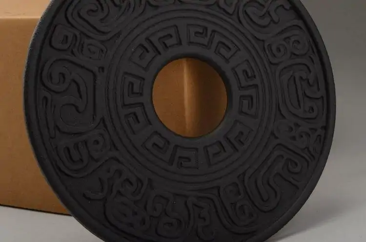 Dessous de Théière <br> En Fonte Noire. | OkO-OKO™ Dessous de theiere en fonte détail | OkO-OkO