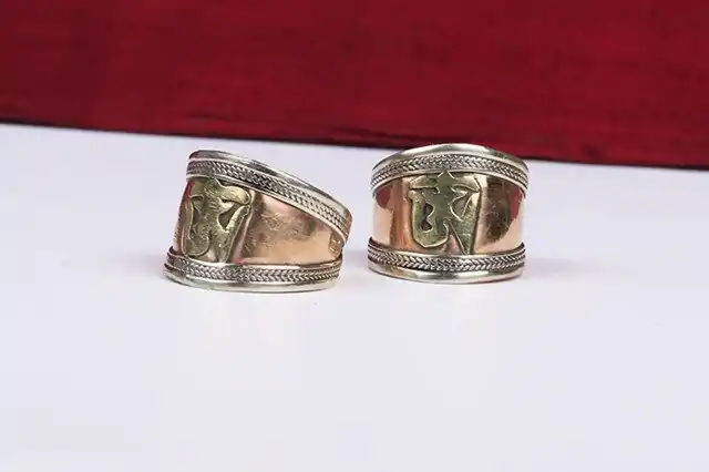 Bijou Spirituel <br> Bague Matra Om. | OkO-OKO™ Bague Matra Om tibetaine pas cher | OkO-OkO