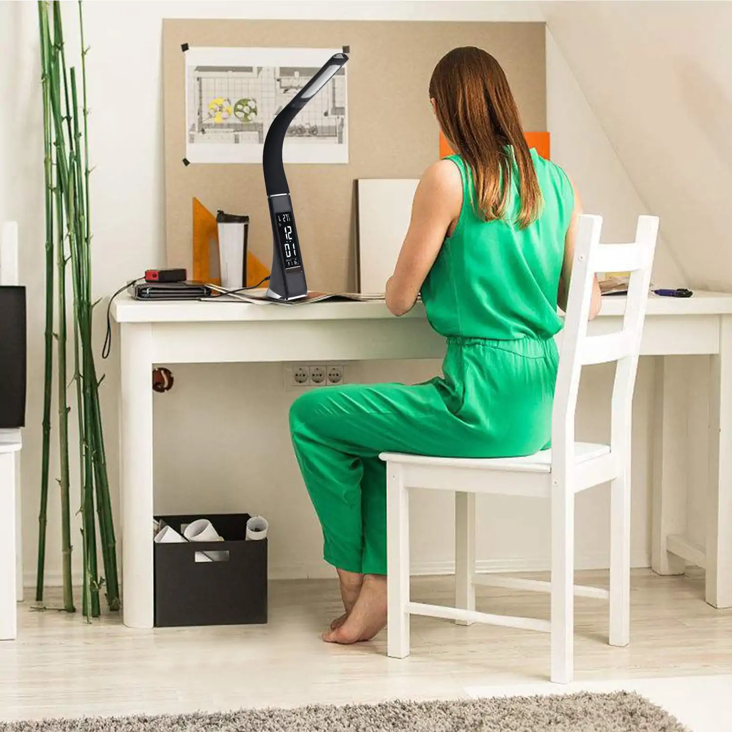 Lampe de Bureau LED avec horloge et dates. | OkO-OKO™ Lampe de bureau LED pas cher | oko oko