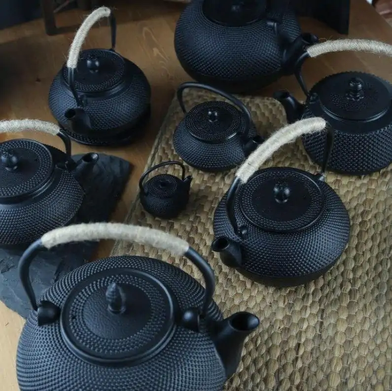 Théière en fonte brute <br> Japanese. | OkO-OKO™ Théière en Fonte Japanese gamme de 6 capacités | oko-oko