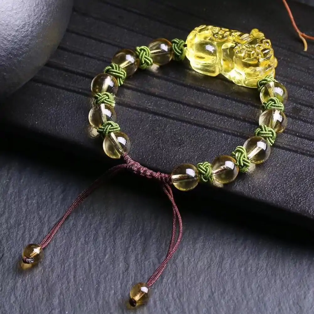 Bracelet en cristal jaune naturel.