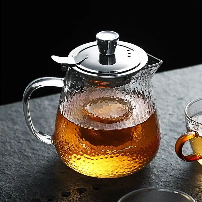 Théières en Verre <br> Martelé. | OkO-OKO™ Théières en verre posé sur une table | oko oko