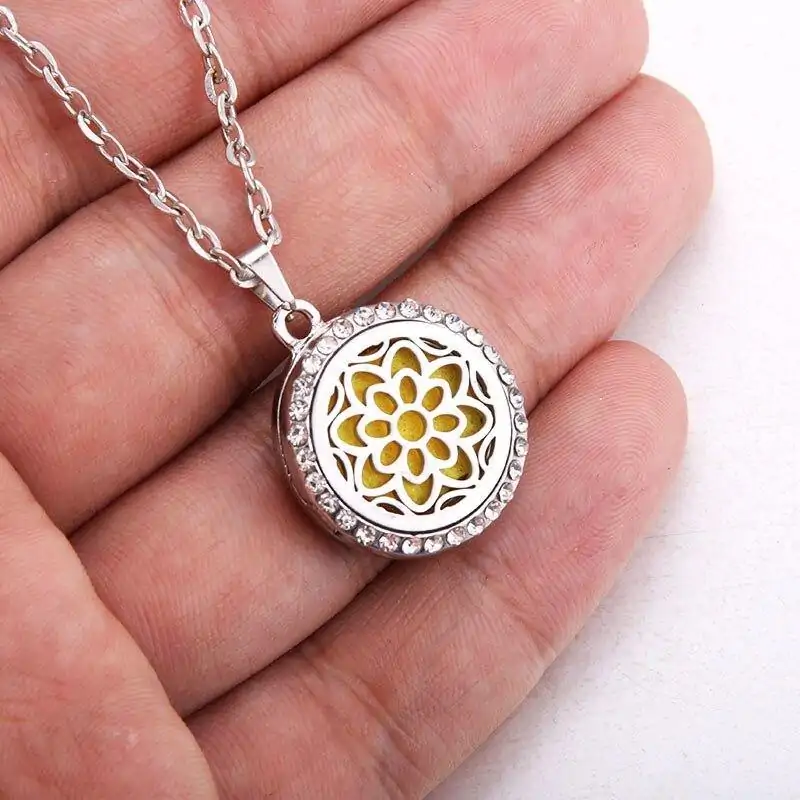 Bijou Diffuseur Huiles Essentielles <br> Pendentif. | OkO-OKO™ Pendentif diffuseur huile essentielle avec brillant diamant | OkO-OkO
