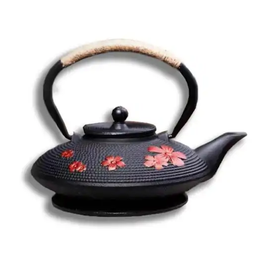 Japanische Gusseisen-Teekanne Rote Blume | OkO-OKO™ Teekanne aus Gusseisen Blume auf weißem Hintergrund | oko oko