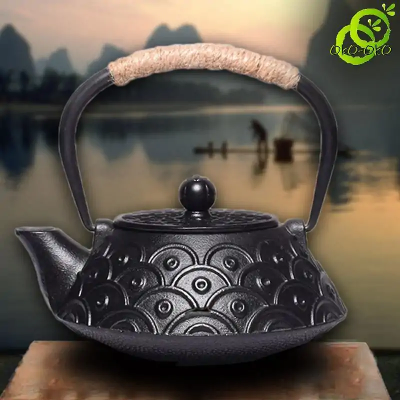 Acheter Théière en fonte Tetsubin Poisson Noir (Motif) pas cher | OkO-OkO™