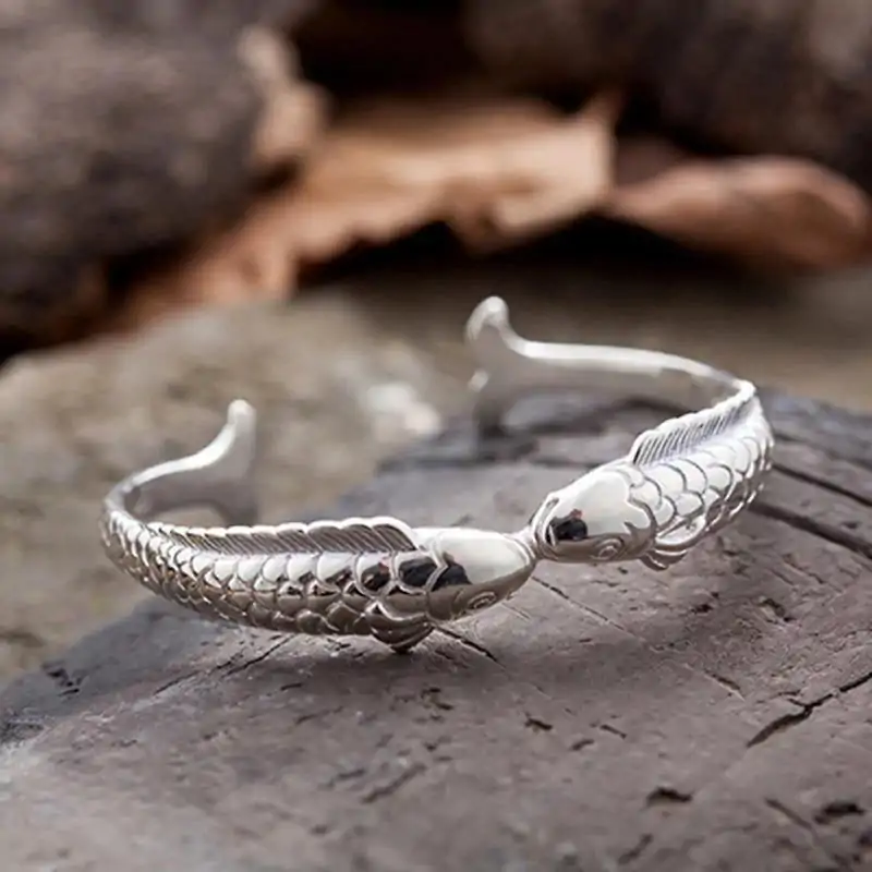 Spiritueller Schmuck Doppelter Fisch-Armband. | OkO-OKO™ Armband Fisch Natursilber | OkO-OkO