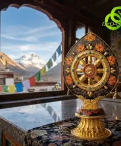 OkO-OkO | Aroma, Thé, Bijoux, Déco, Beauté, Utile | OkO-OKO™ Ornate gold-plated roue dharma doree dharmachakra with turquoise accents and red jewels on a dark engraved background